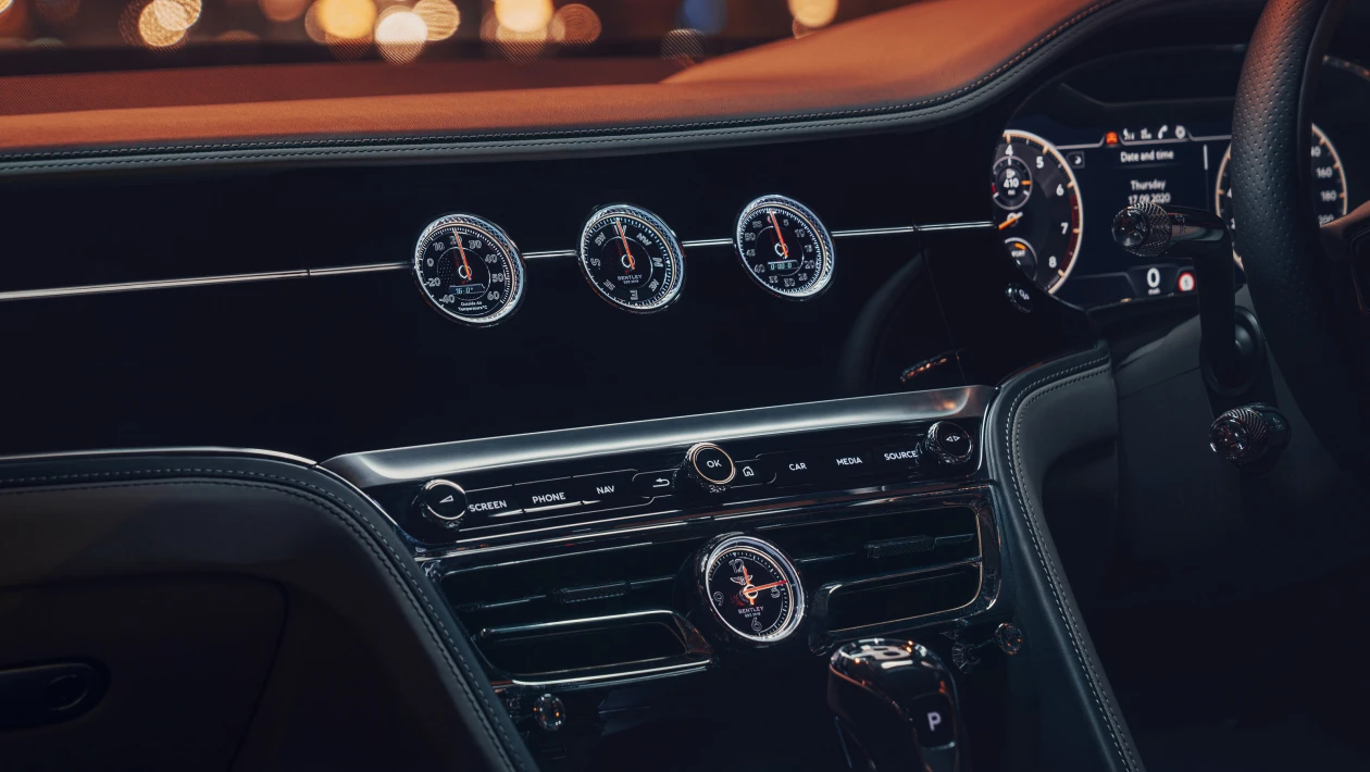 Bentley Flying Spur V8 Detail